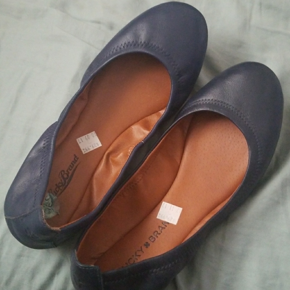 Flats sixe 8. color blue
